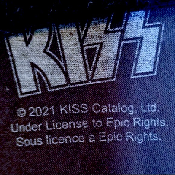 KISS Band Tee T-shirt Top Memorabilia Long Sleeves!!! - Picture 5 of 5